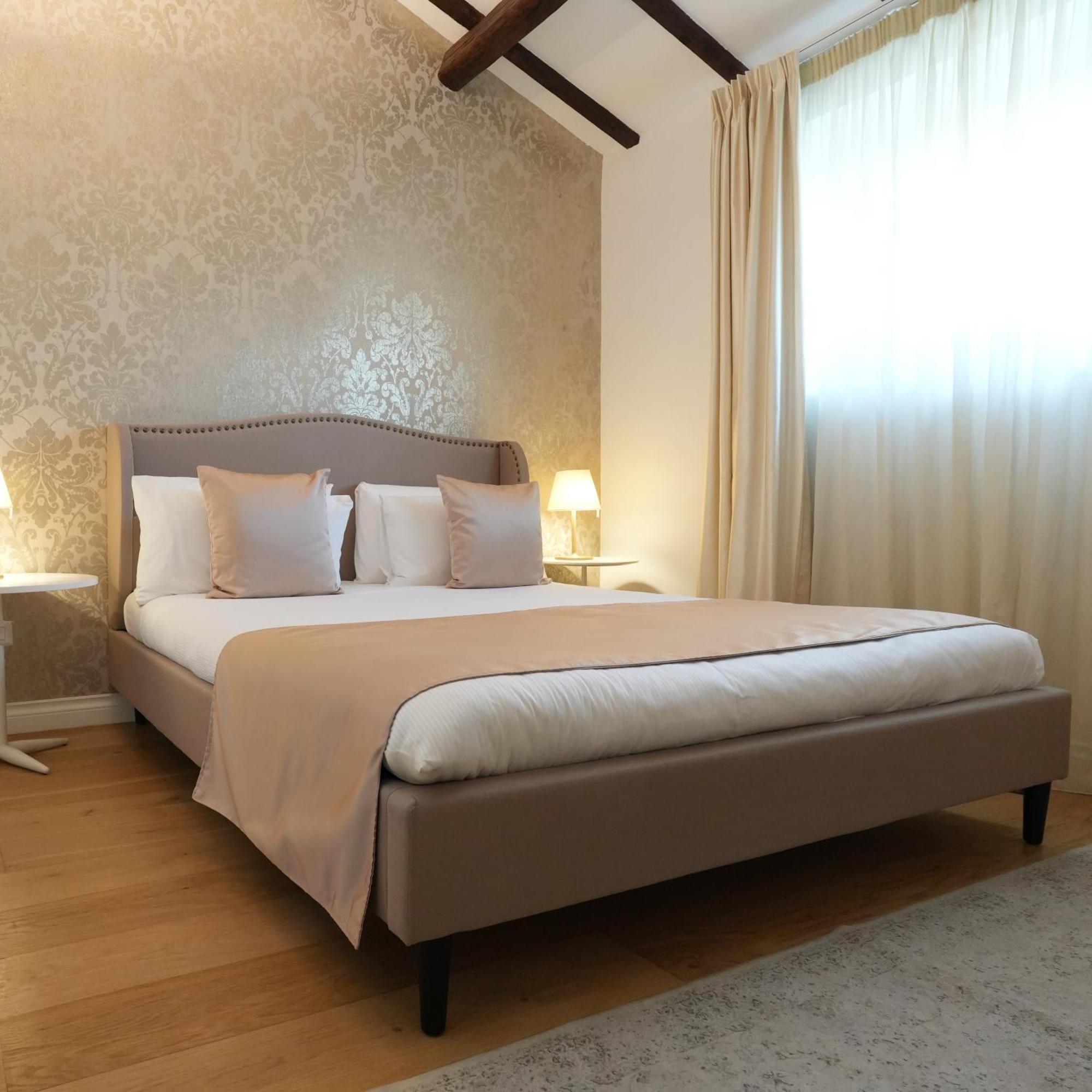 The Place Home Rome Bagian luar foto
